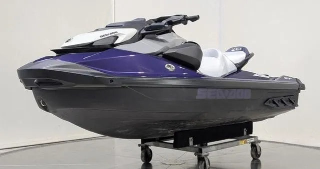 Slide: The Image of Sea-Doo GTI 2025 - 5