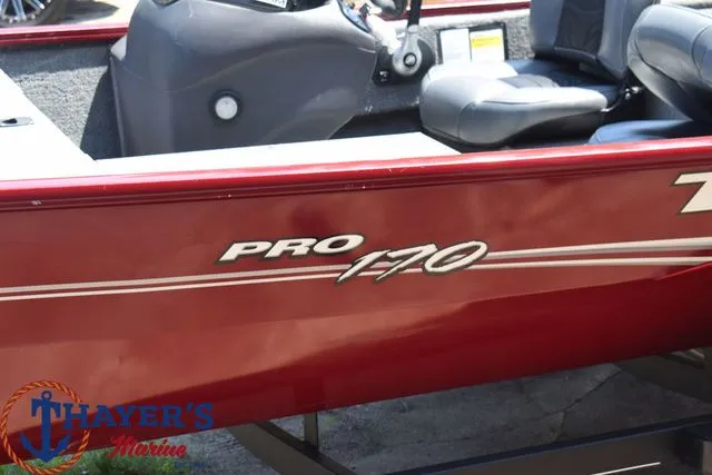 Slide: The Image of Tracker Pro 170 2019 - 20