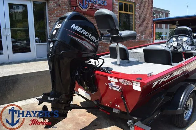 Slide: The Image of Tracker Pro 170 2019 - 4