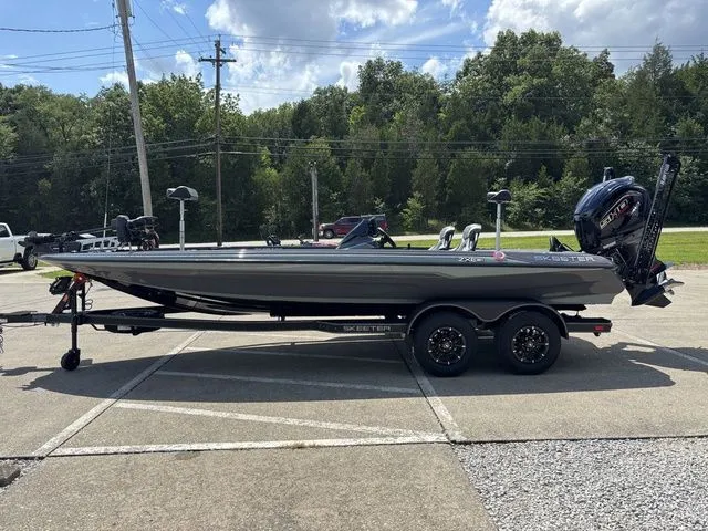 Slide: The Image of Skeeter ZXE21 2026 - 18