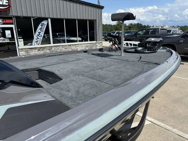 Slide: The Image of Skeeter ZXE21 2026 - 7