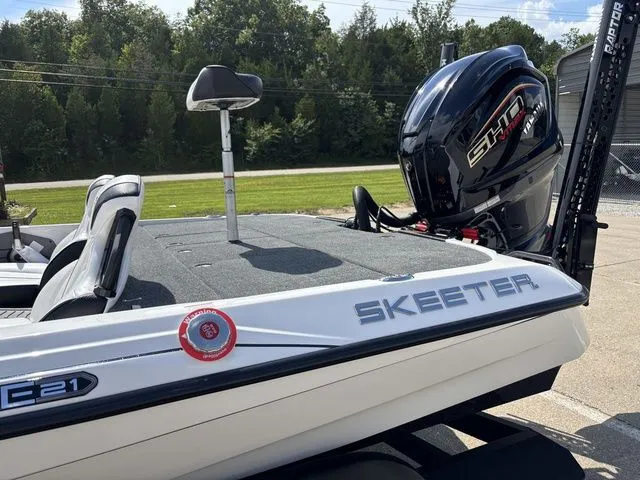 Slide: The Image of Skeeter ZXE21 2026 - 15