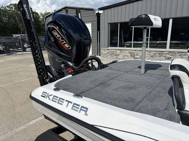 Slide: The Image of Skeeter ZXE21 2026 - 5