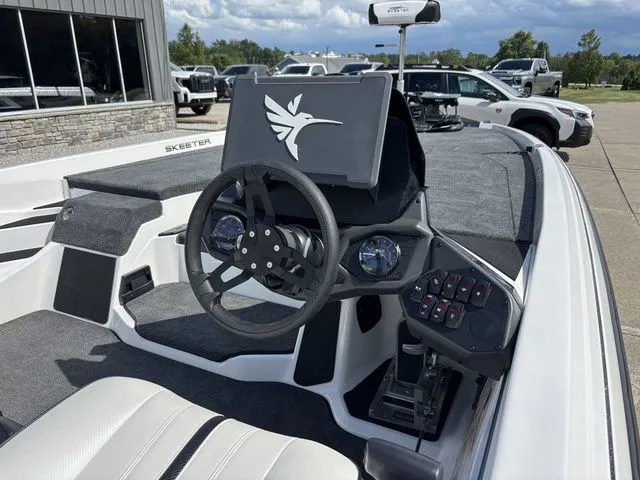 Slide: The Image of Skeeter ZXE21 2026 - 6