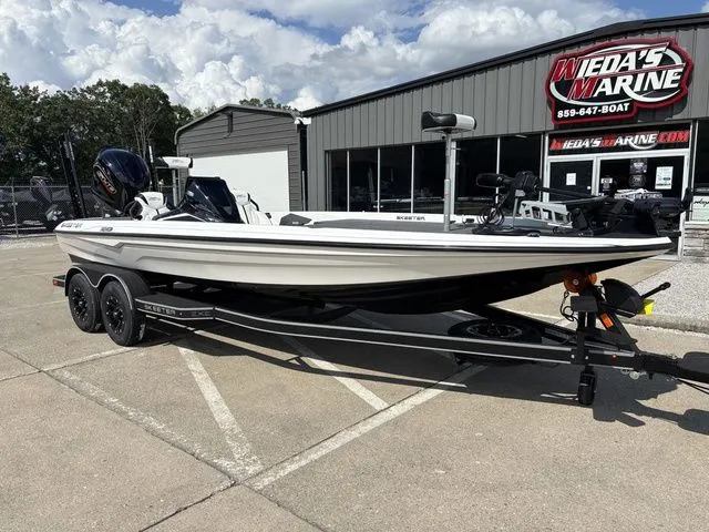 Slide: The Image of Skeeter ZXE21 2026 - 9