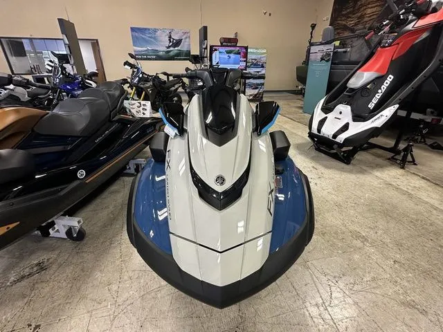 Slide: The Image of Yamaha FX® Limited SVHO® 2025 - 3