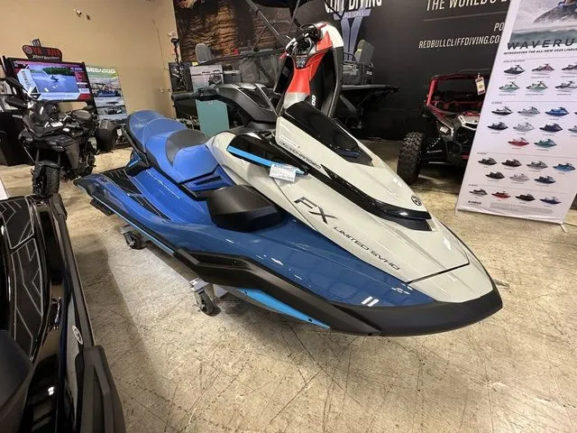 Slide: The Image of Yamaha FX® Limited SVHO® 2025 - 4