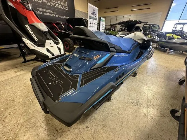 Slide: The Image of Yamaha FX® Limited SVHO® 2025 - 6