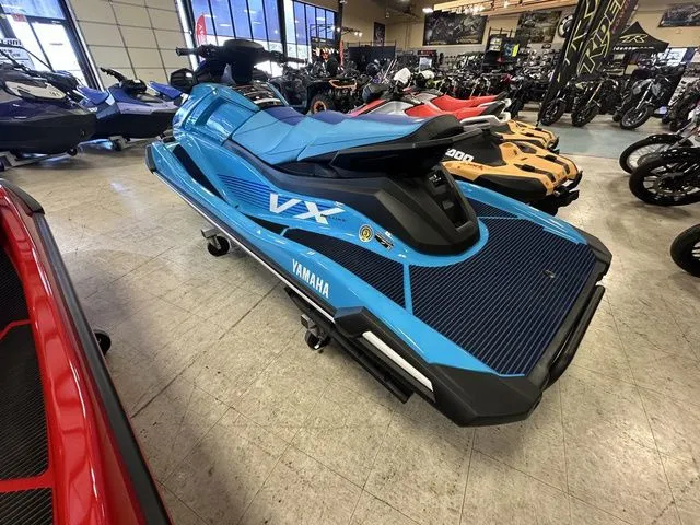 Slide: The Image of Yamaha VX Deluxe 2025 - 6