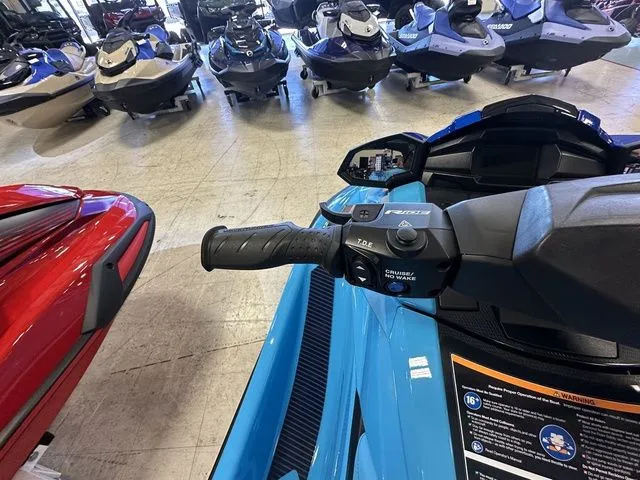 Slide: The Image of Yamaha VX Deluxe 2025 - 9