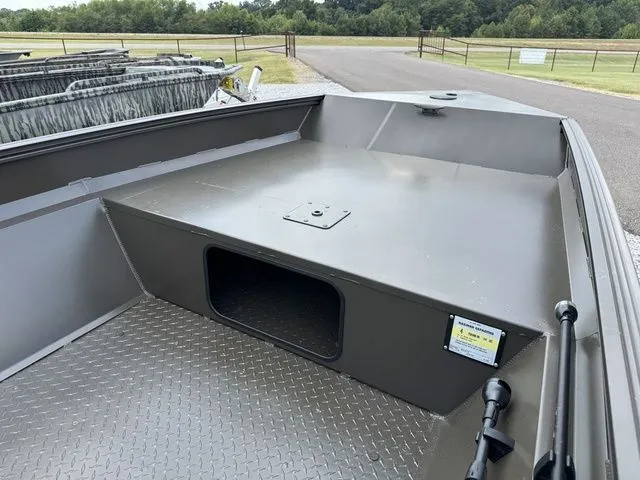 Slide: The Image of Edge Duck Boats 656 SPORTSMAN 2025 - 6