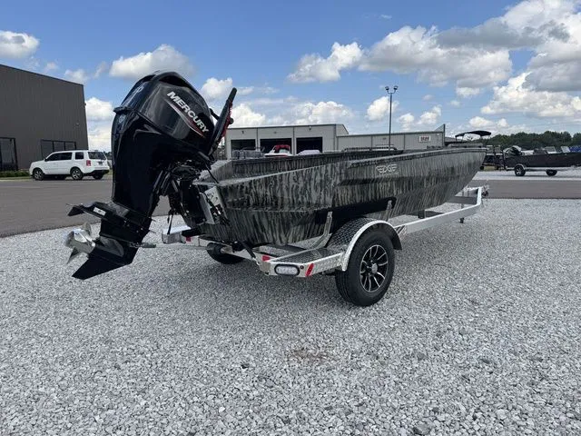 Slide: The Image of Edge Duck Boats 656 DB SPLIT POD 2026 - 4