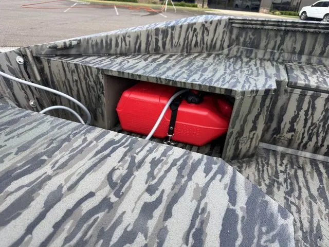 Slide: The Image of Edge Duck Boats 656 DB SPLIT POD 2026 - 9