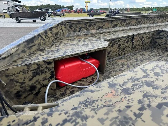 Slide: The Image of Edge Duck Boats 553 DB SPLIT POD 2026 - 7