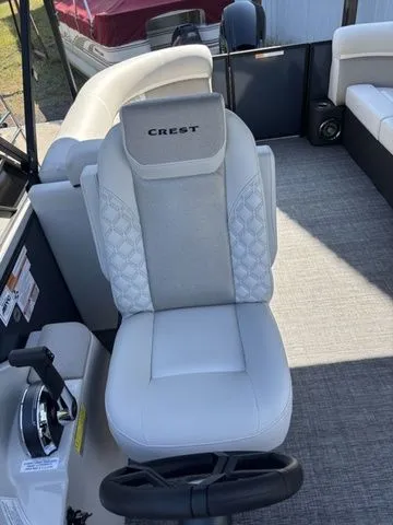 Slide: The Image of Crest Conquest 230 SLC 2026 - 11