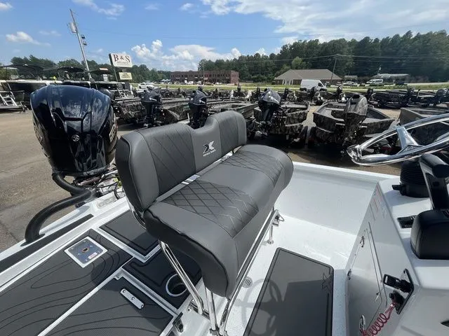 Slide: The Image of Xpress XR 21 Bay 2026 - 13