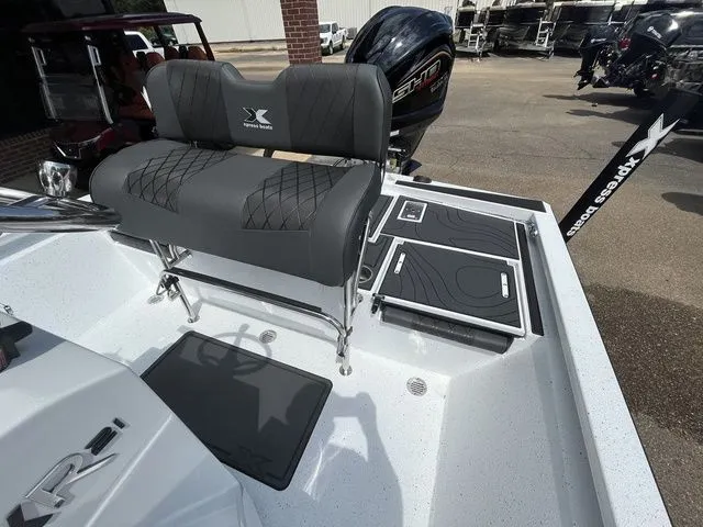 Slide: The Image of Xpress XR 21 Bay 2026 - 24