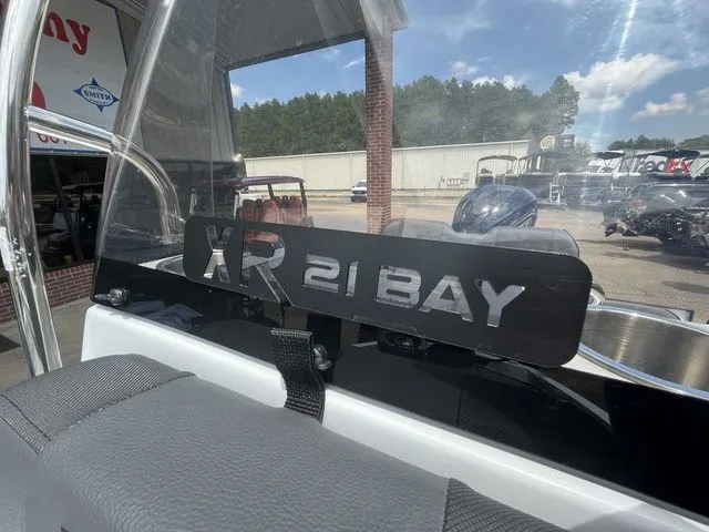 Slide: The Image of Xpress XR 21 Bay 2026 - 29