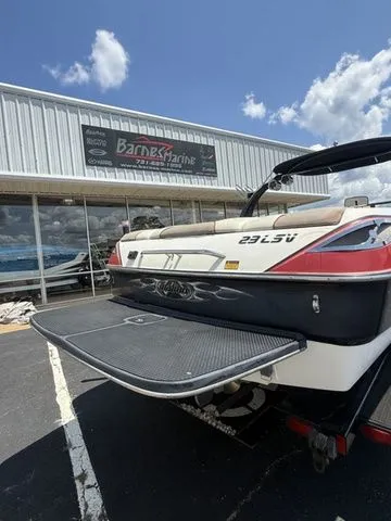 Slide: The Image of Malibu Wakesetter 23 LSV 2004 - 8
