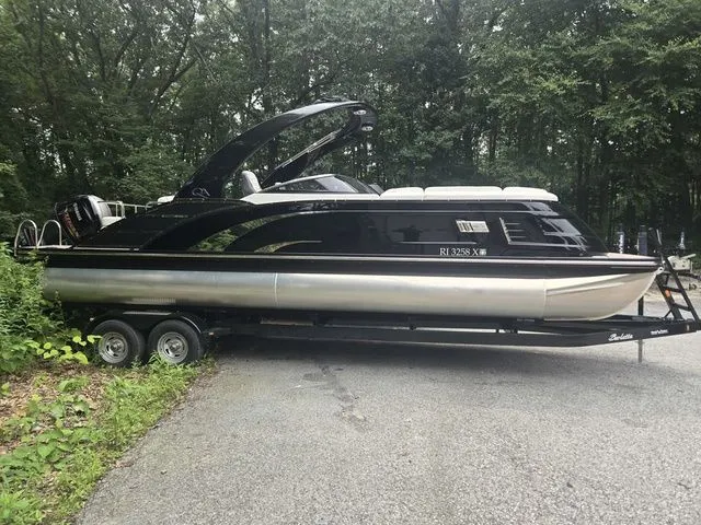 Slide: The Image of Bennington 25QXSBWA 2018 - 4