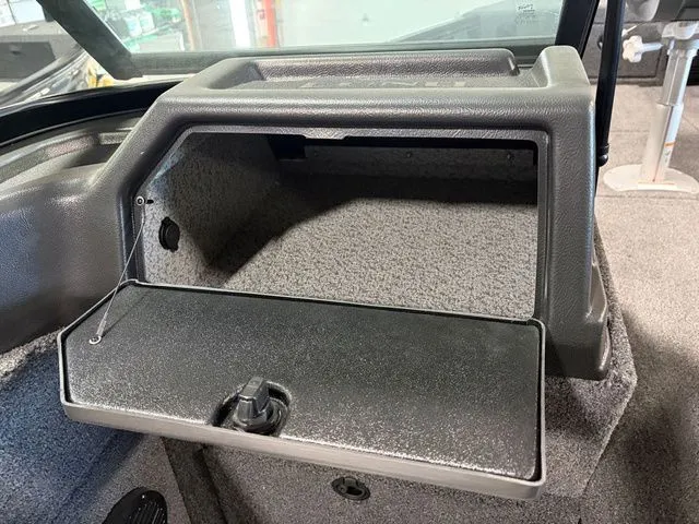 Slide: The Image of Lund Impact XS 1875 Sport 2025 - 19