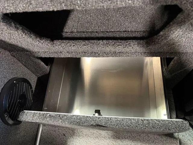 Slide: The Image of Lund Impact XS 1875 Sport 2025 - 20