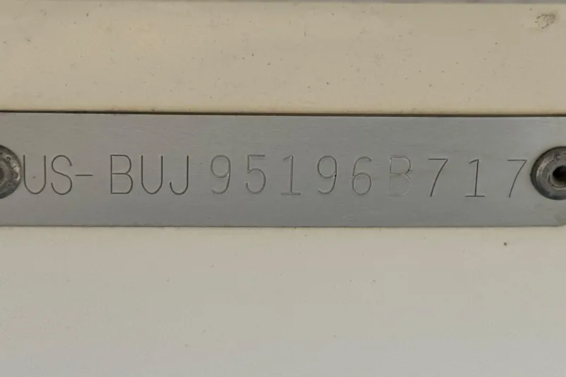 Slide: The Image of Hull identification number on 2017 Mako Pro Skiff 17 CC boat. - 17