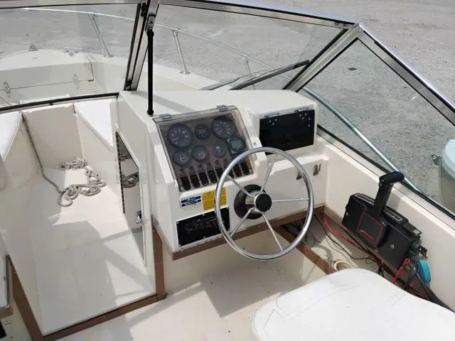 Slide: The Image of Grady-White Tournament 190 1993 - 7