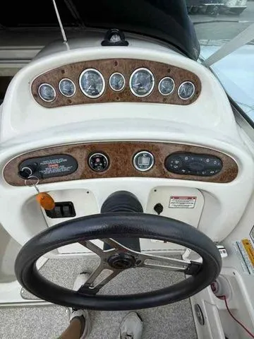 Slide: The Image of Sea Ray 245 Weekender 2000 - 10