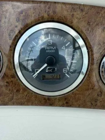 Slide: The Image of Sea Ray 245 Weekender 2000 - 11