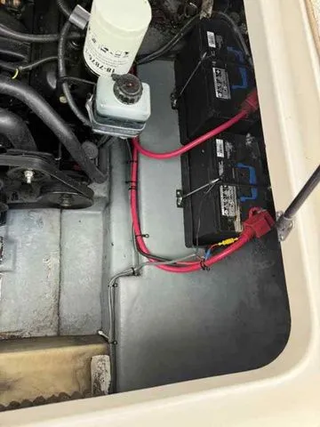 Slide: The Image of Sea Ray 245 Weekender 2000 - 16