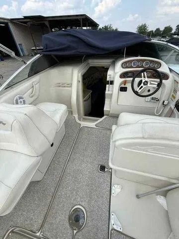 Slide: The Image of Sea Ray 245 Weekender 2000 - 3