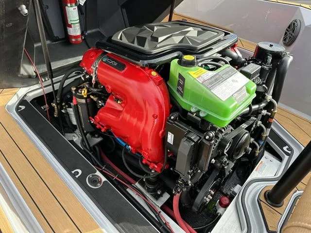 Slide: The Image of Nautique Ski Nautique 2026 - 28