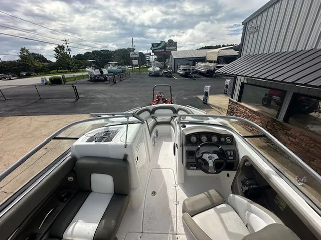 Slide: The Image of Yamaha 232 Limited 2009 - 3