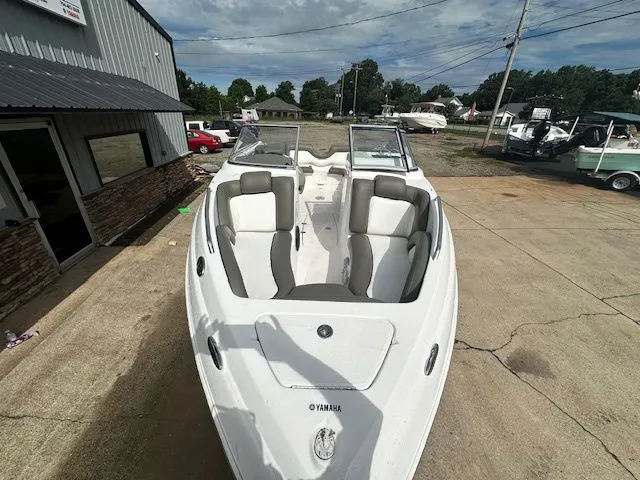 Slide: The Image of Yamaha 232 Limited 2009 - 4