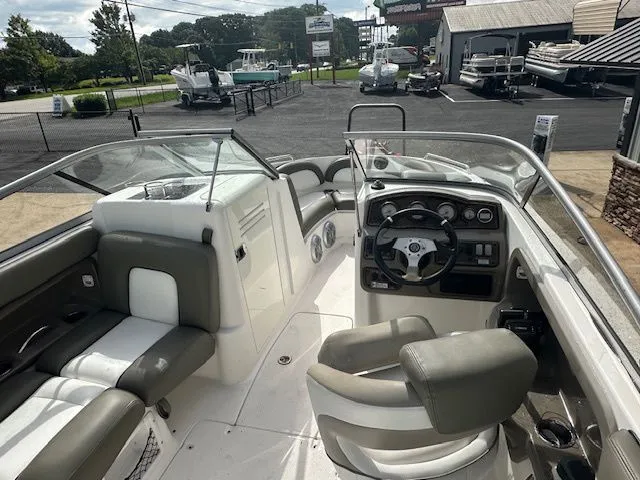 Slide: The Image of Yamaha 232 Limited 2009 - 6