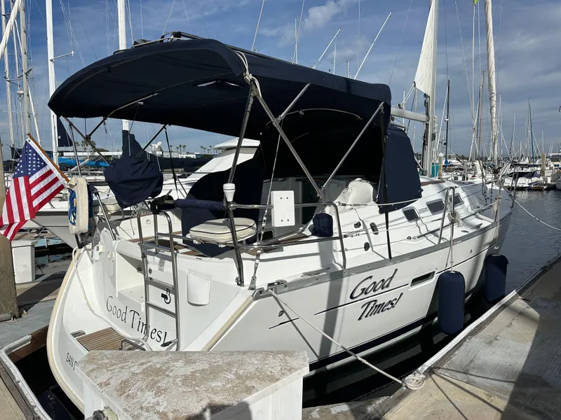 Slide: The Image of Beneteau 373 2005 - 66