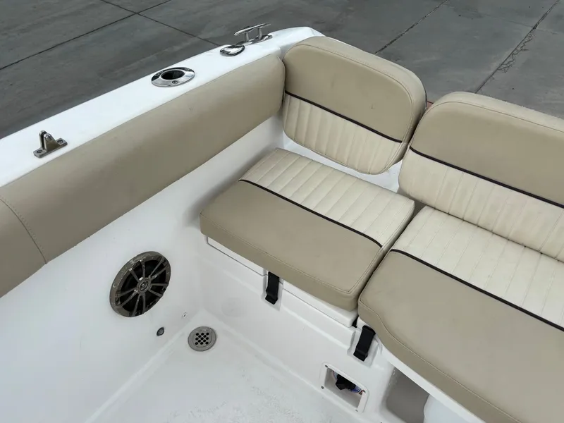 Slide: The Image of Sea Fox 226 Traveler 2018 - 11