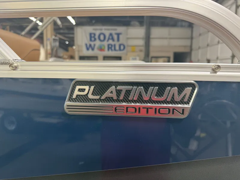 Slide: The Image of Tahoe Sport VRB 2385 Swingback & 4-Stroke $33995 2026 - 40