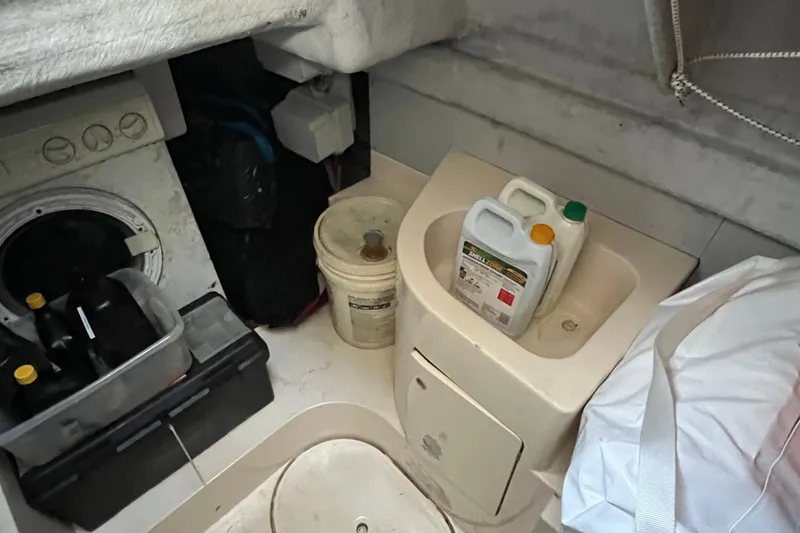 Slide: The Image of Lazarette Laundry - 21