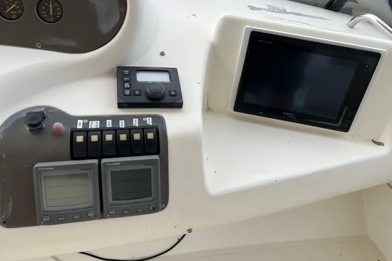 Slide: The Image of Upper Controls III - 36