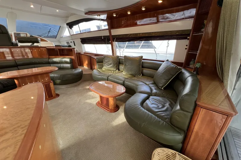 Slide: The Image of Salon - 37