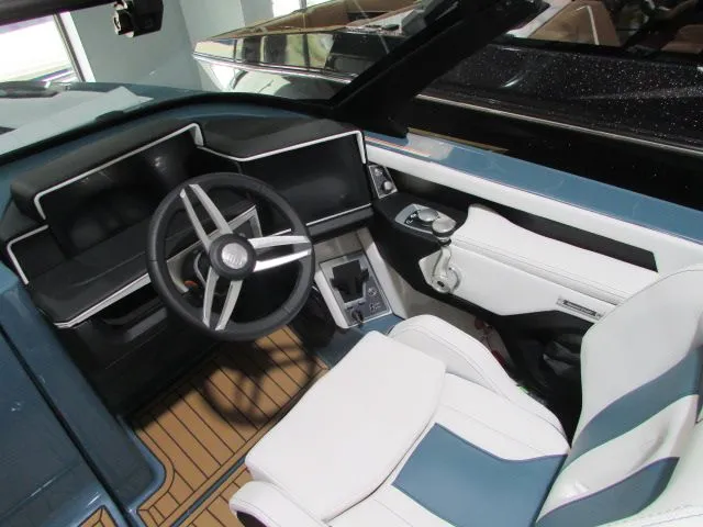 Slide: The Image of MasterCraft X26 2025 - 10