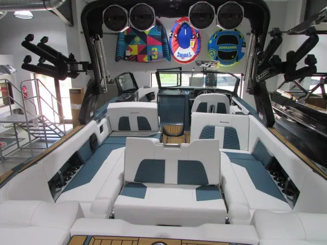 Slide: The Image of MasterCraft X26 2025 - 13