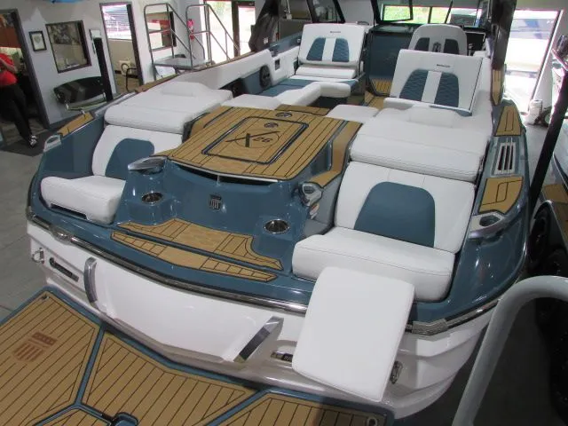 Slide: The Image of MasterCraft X26 2025 - 18