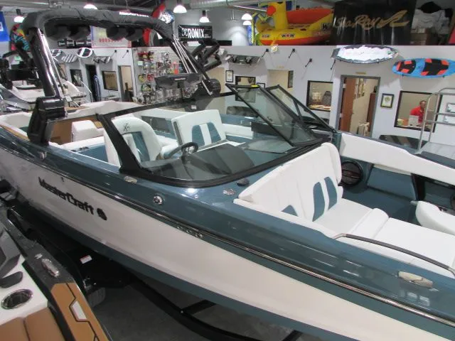 Slide: The Image of MasterCraft X26 2025 - 28