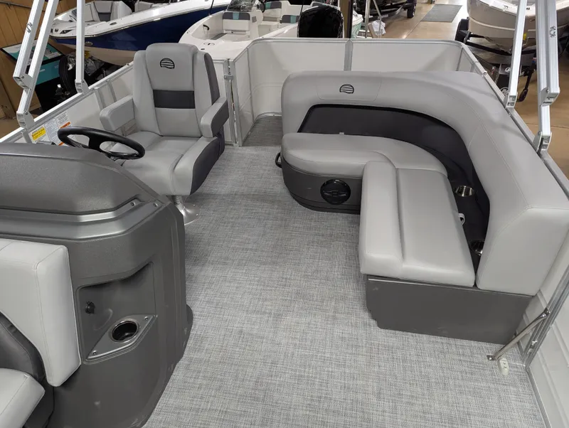 Slide: The Image of Sun Tracker Party Barge 18 DLX 2026 - 5