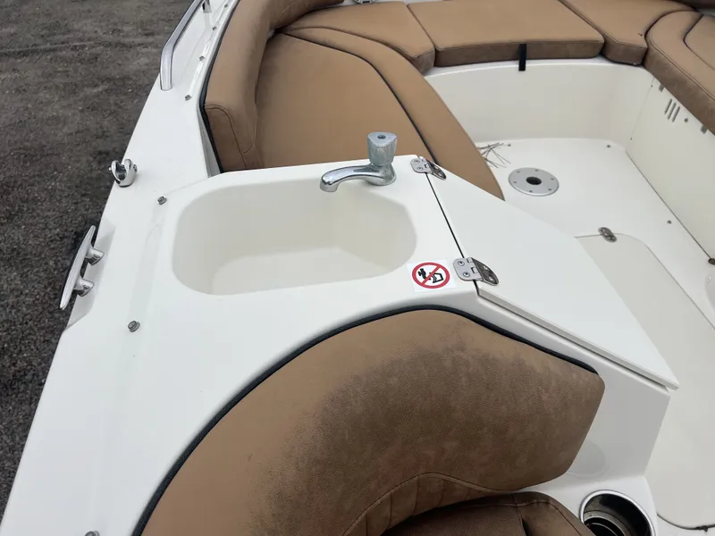 Slide: The Image of Stingray 192 SC 2020 - 3