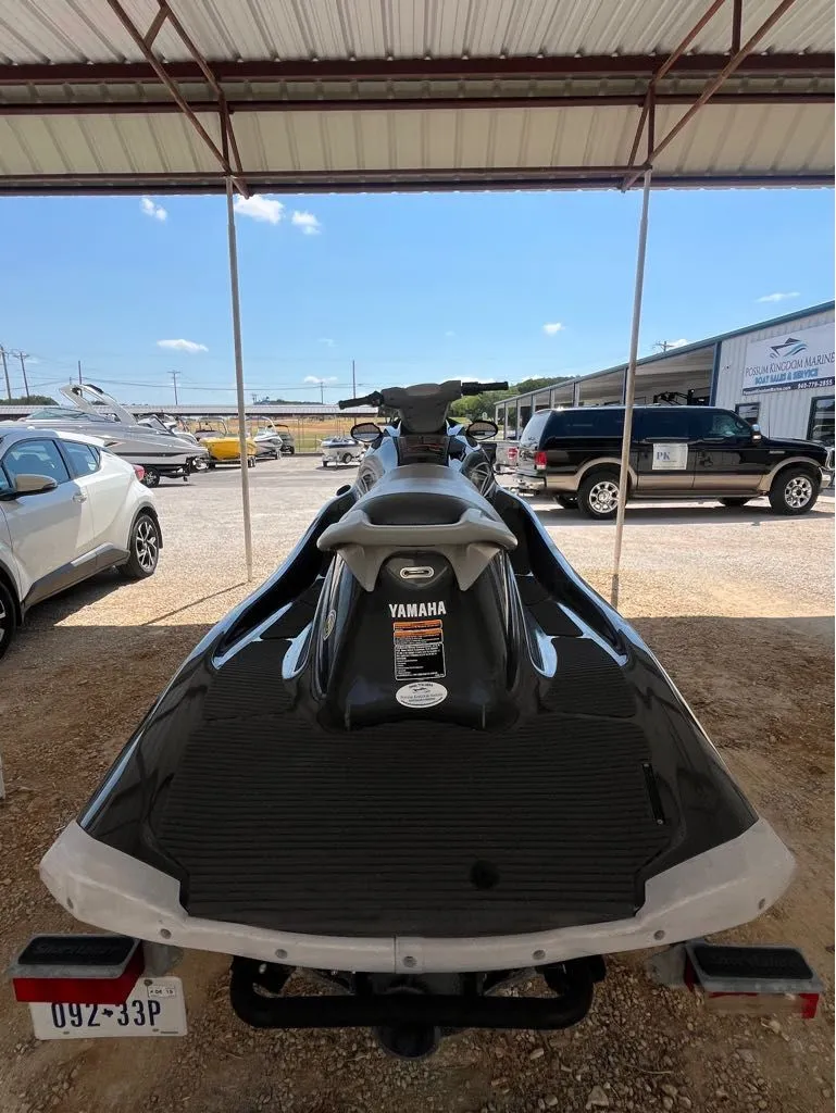 Slide: The Image of Yamaha Boats VX Deluxe 2013 - 2