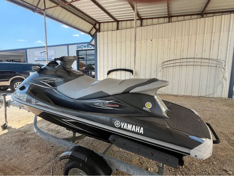 Slide: The Image of Yamaha Boats VX Deluxe 2013 - 3